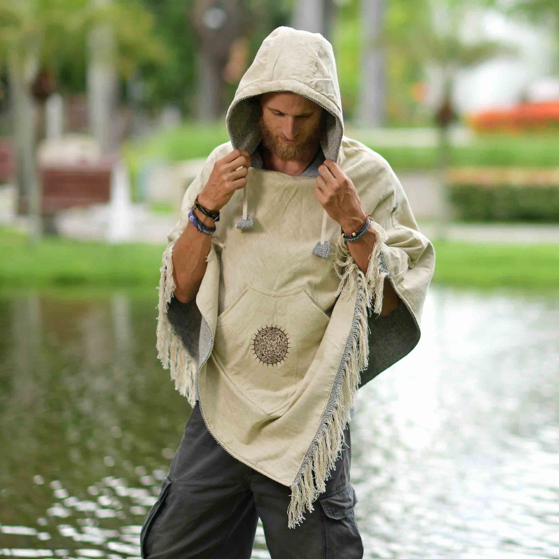 model-lxl Hippie Wendeponcho im Mexikaner Poncho Style Hanf