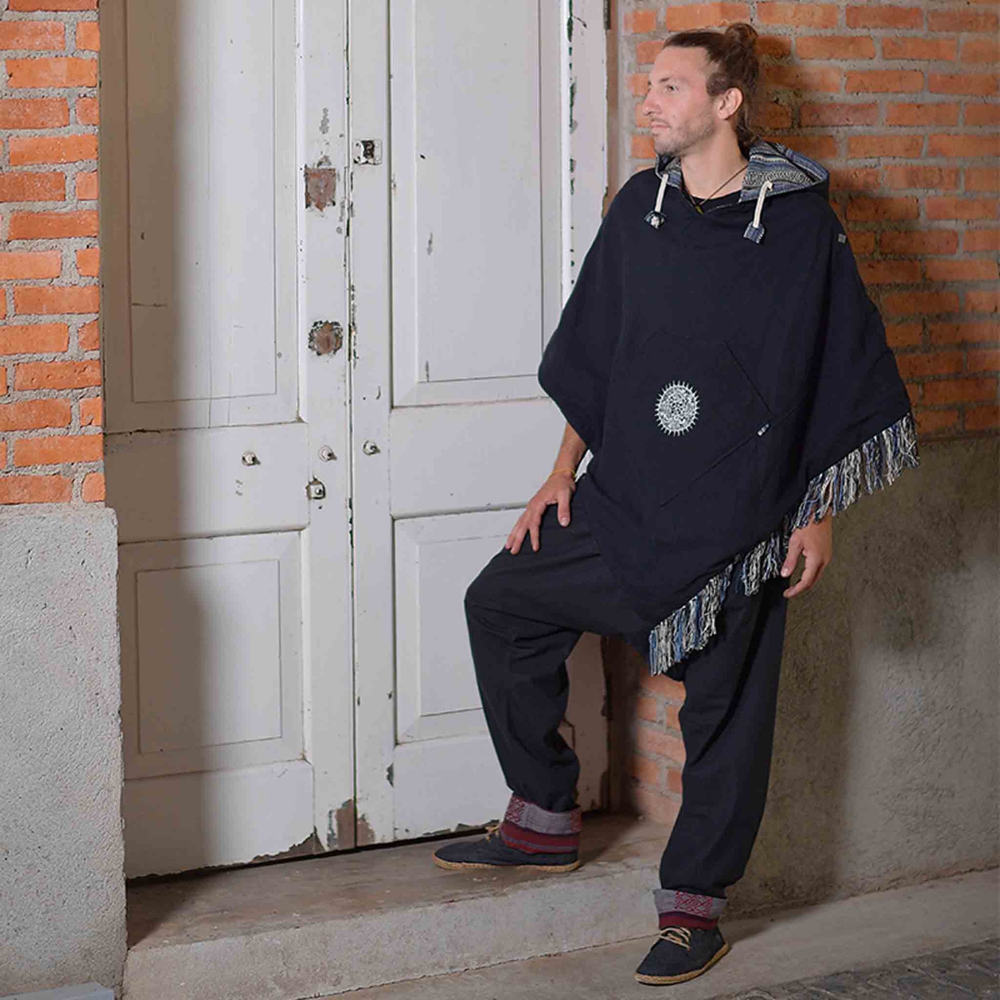 model-lxl Hippie Wendeponcho im Mexikaner Poncho Style Blau