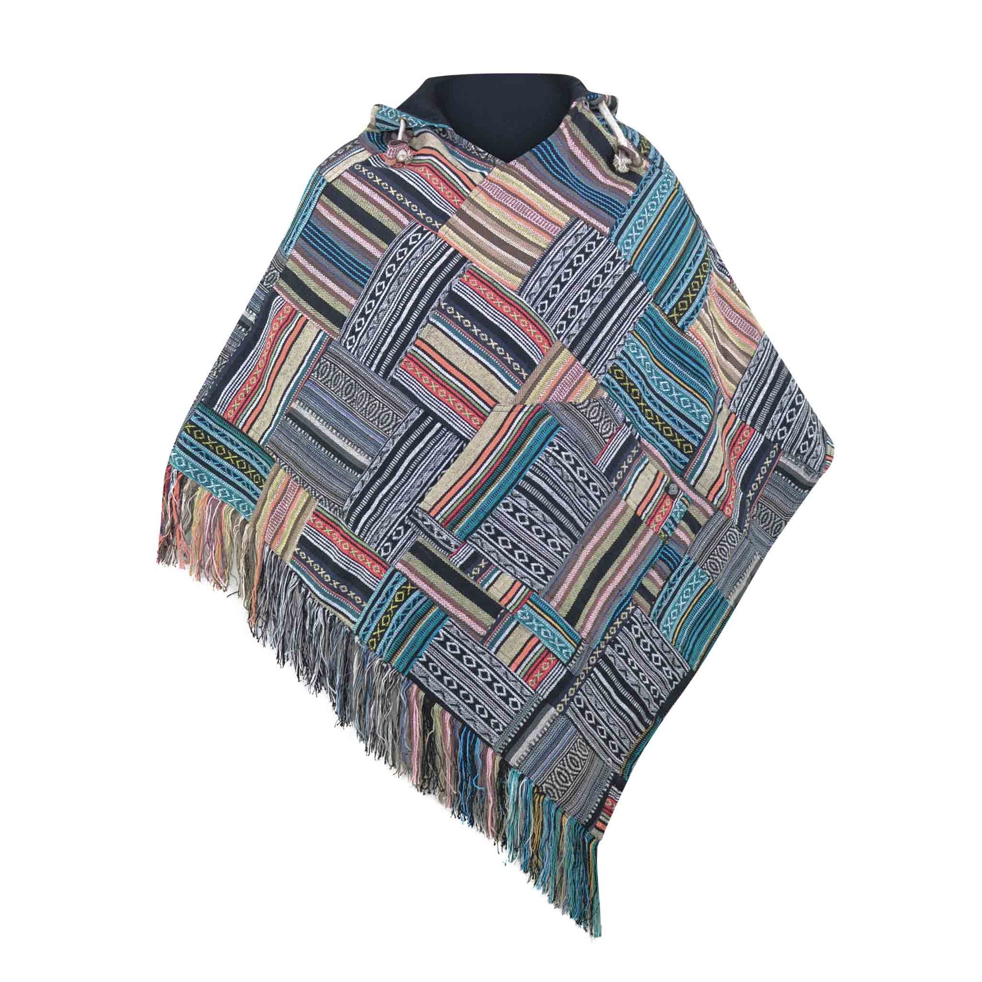 Hippie Wendeponcho im Mexikaner Poncho Style Patchwork