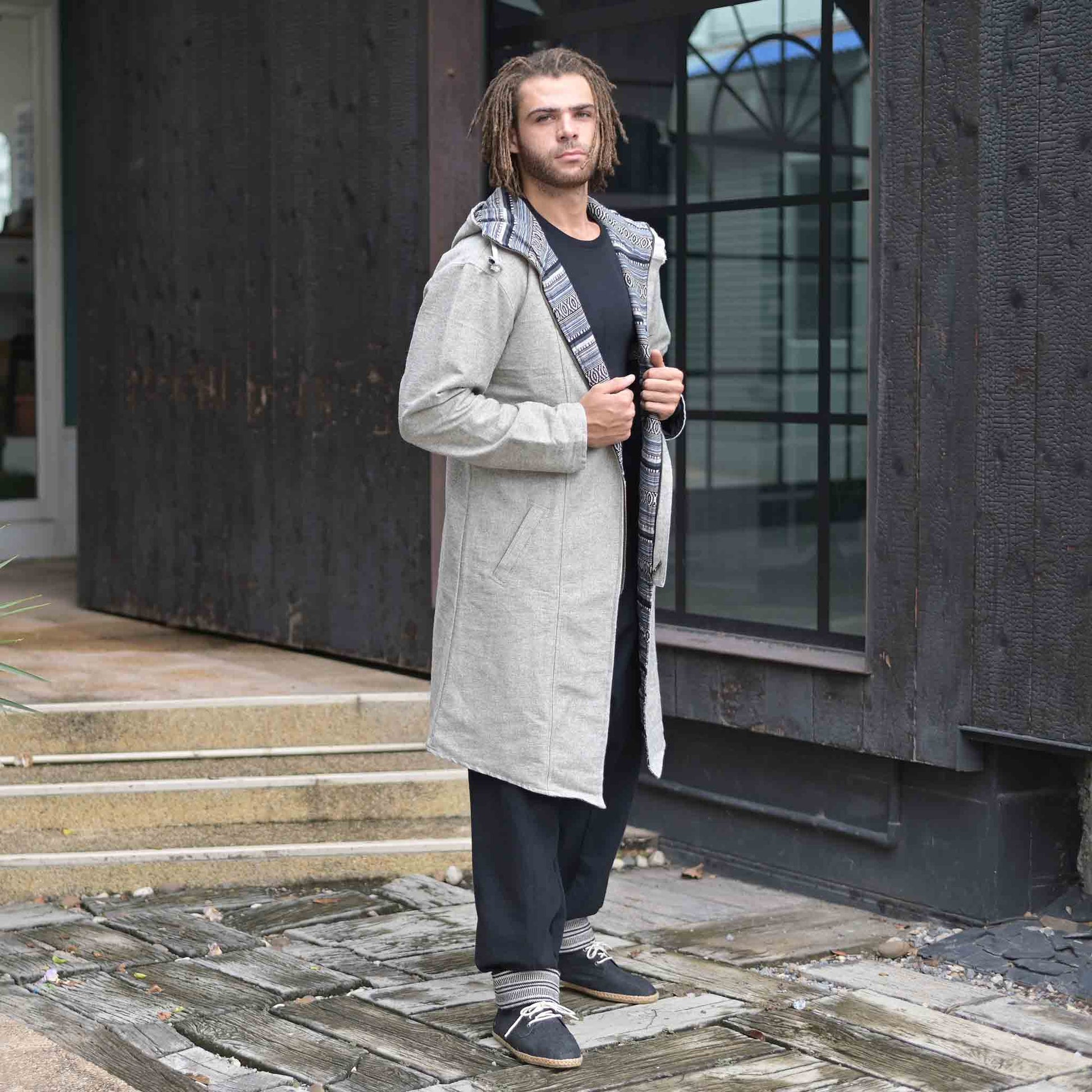 model-l Ethno Mantel Bukarest Grau