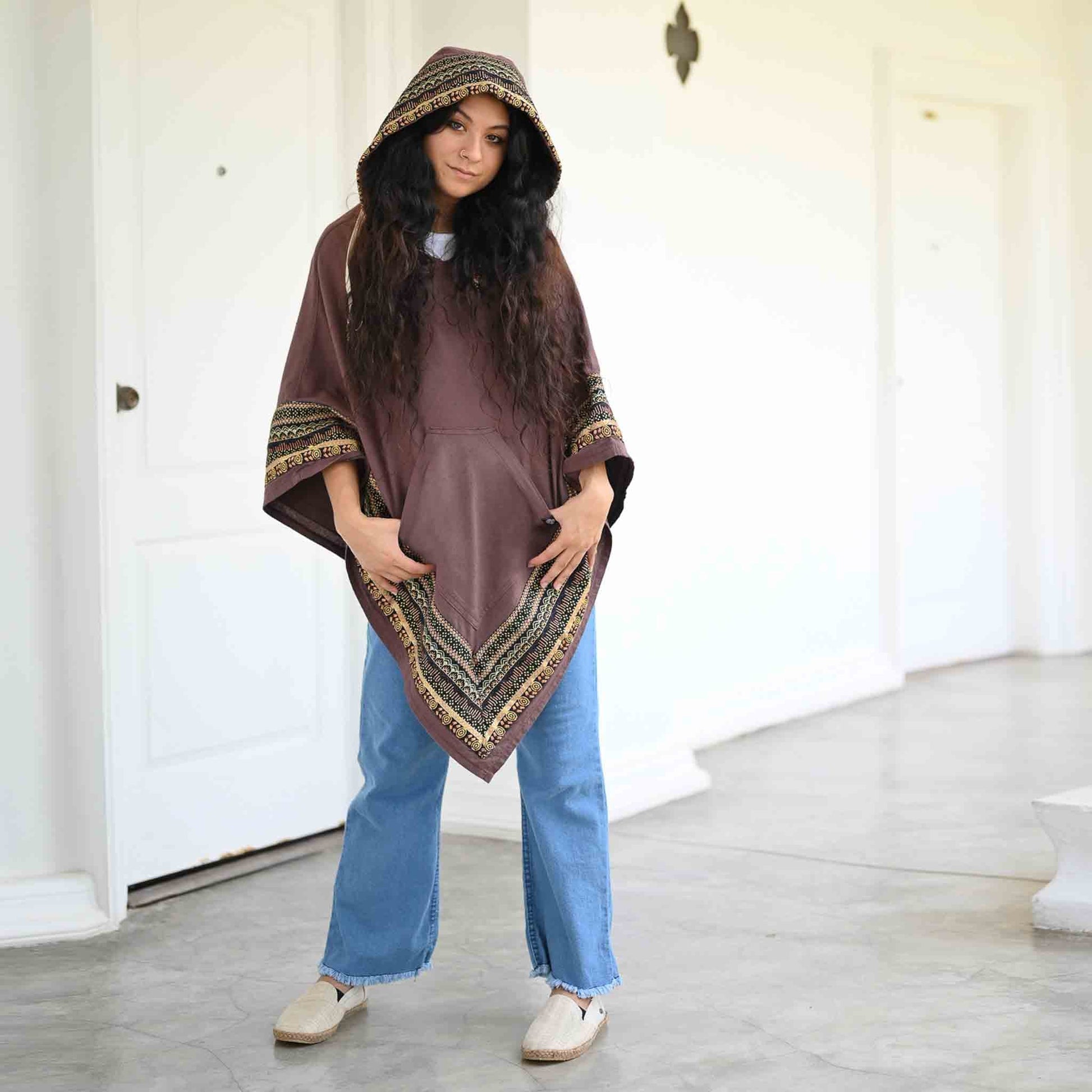 model-sm Langer Poncho Mondscheinträumer Braun