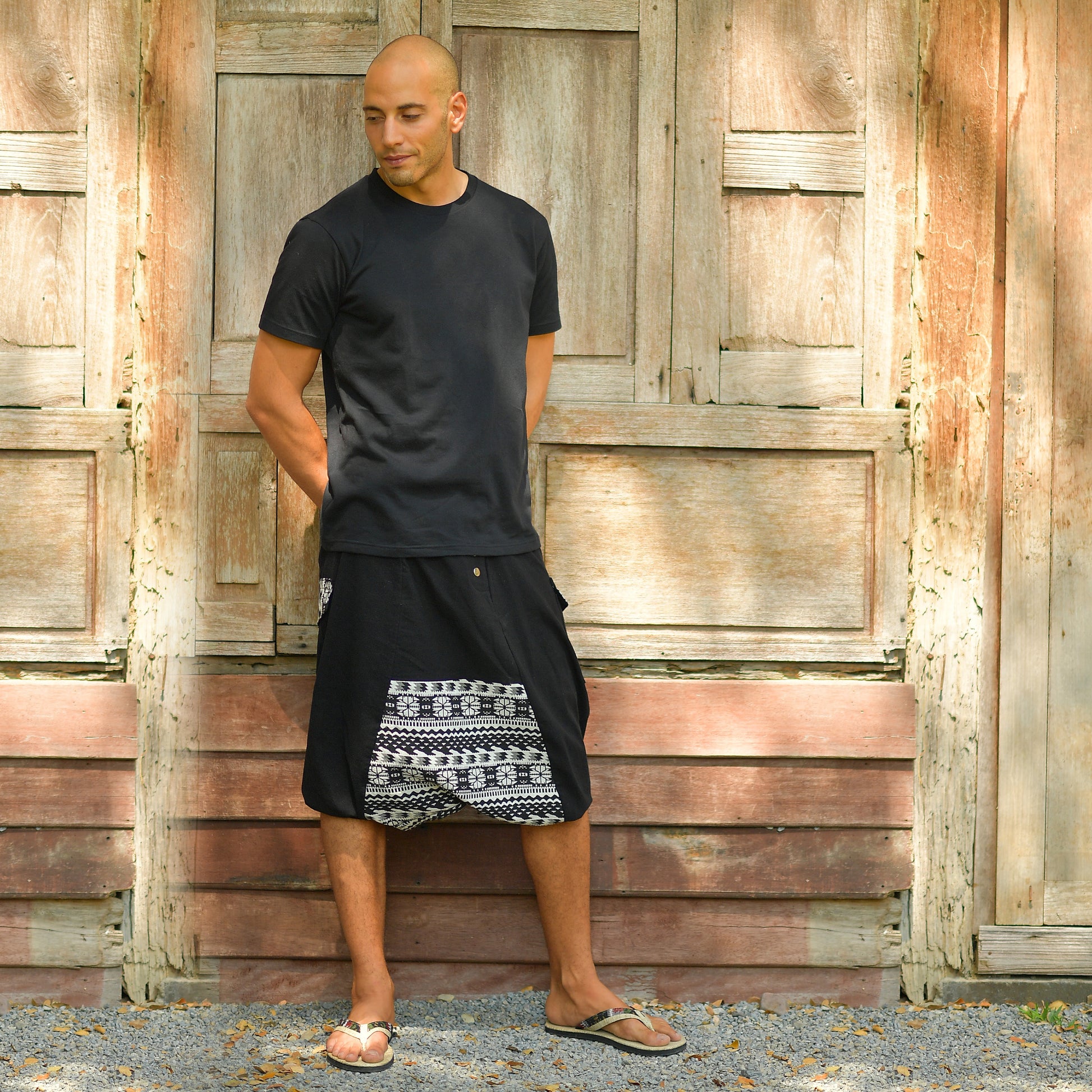 model-lxl Kurze Haremshose Sorgenfrei Schwarz